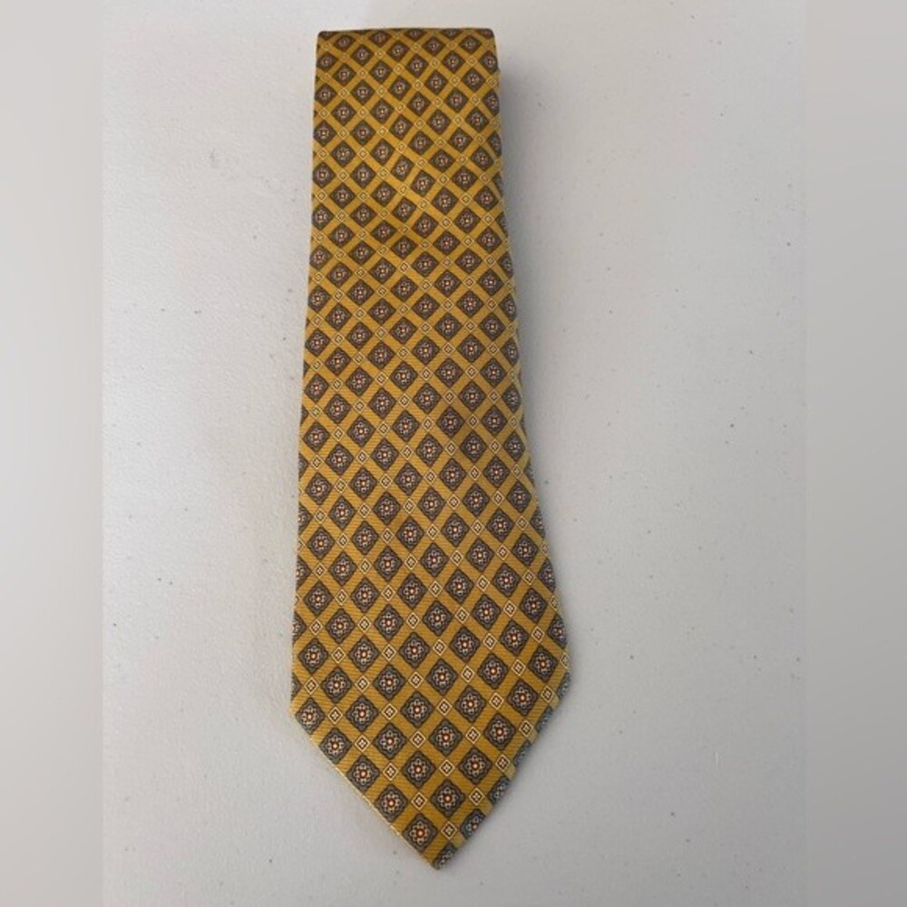 Lands Ends Hand sewn 100% silk tie.